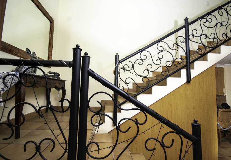 4 Bedroom Property for Sale in St Francis On Sea Eastern Cape